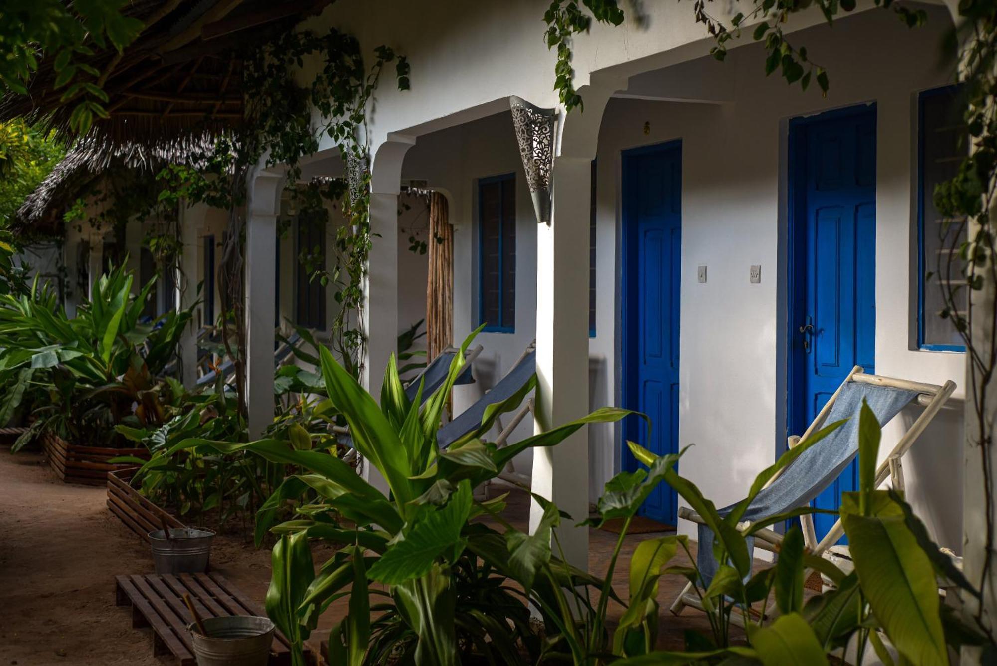 Badolina Bungalows Nungwi Exterior photo